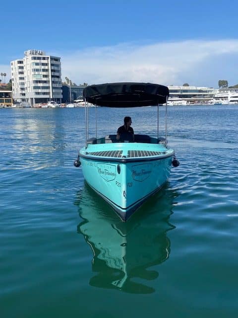 2022 FANTAIL 217 | TURQUOISE & BLACK